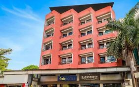 Fabhotel Backstreet